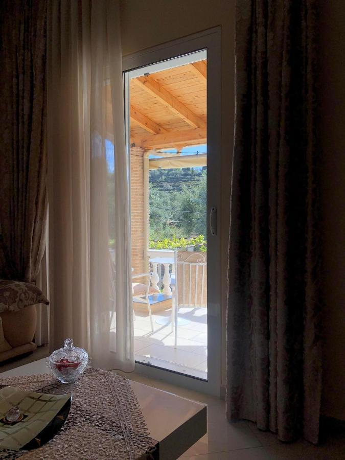 Milos Apartments Himare Exteriör bild